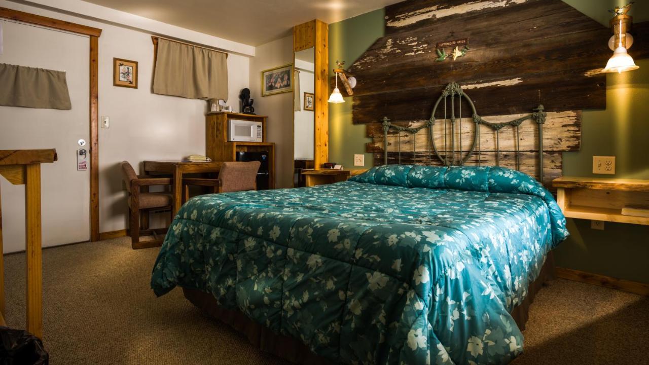 Curriers Lakeview Lodge Rice Lake Phòng bức ảnh