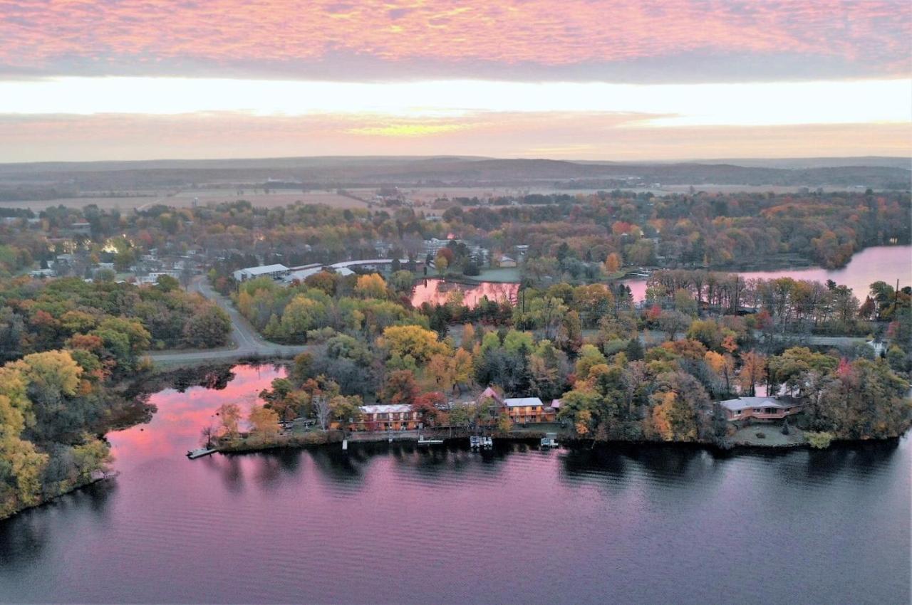 Curriers Lakeview Lodge Rice Lake Ngoại thất bức ảnh